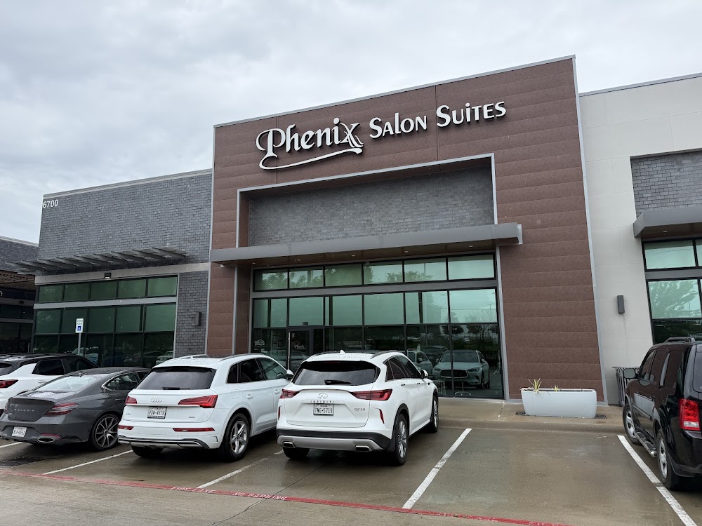 Phenix Salon Suites McKinney Hub 121 view 3