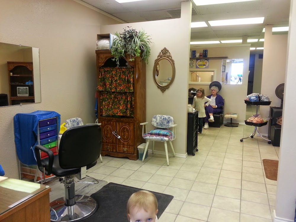Precision Cutz & Stylz view 2