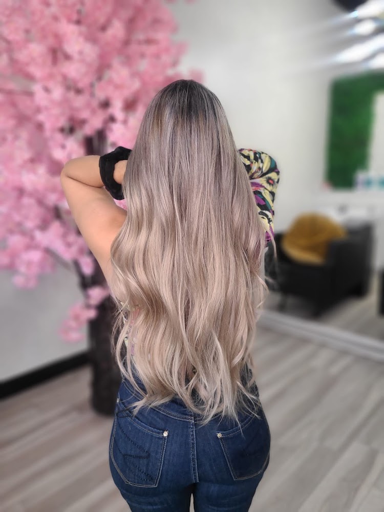 Pretty & Balayage view 2