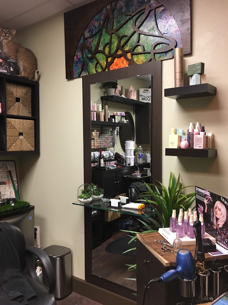 Raggamuffinz Salon view 2