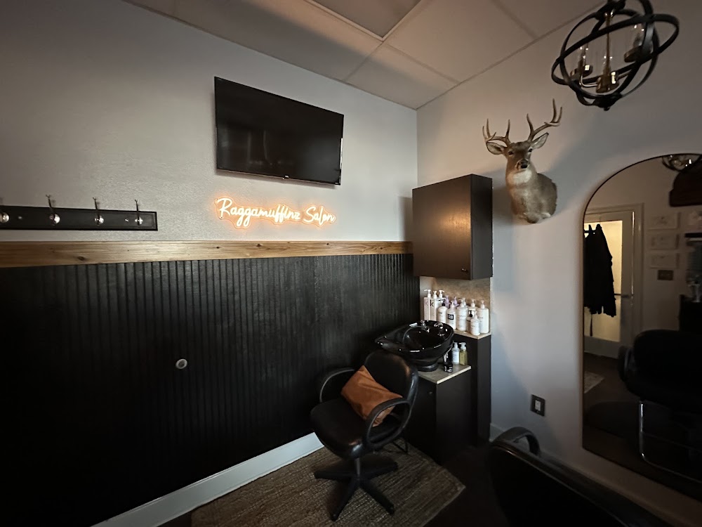 Raggamuffinz Salon view 3