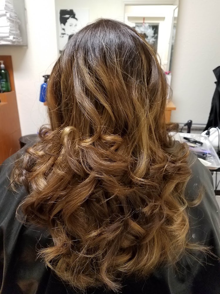 Raw Hair Studio, LLC view 4
