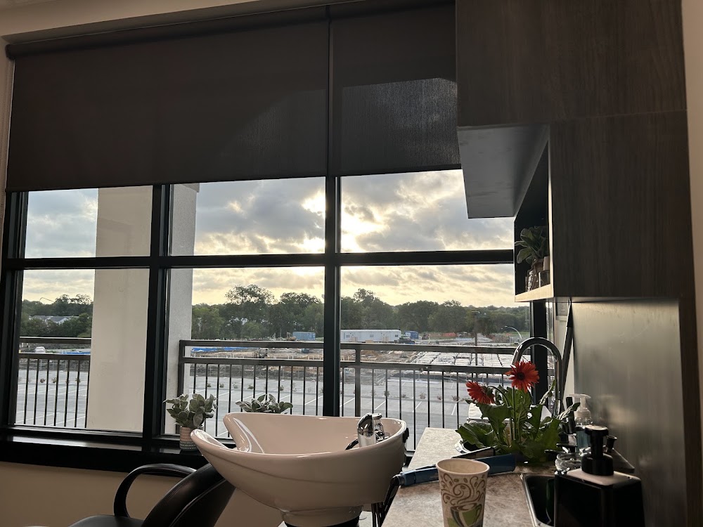 Reflect Hair Studio view 4