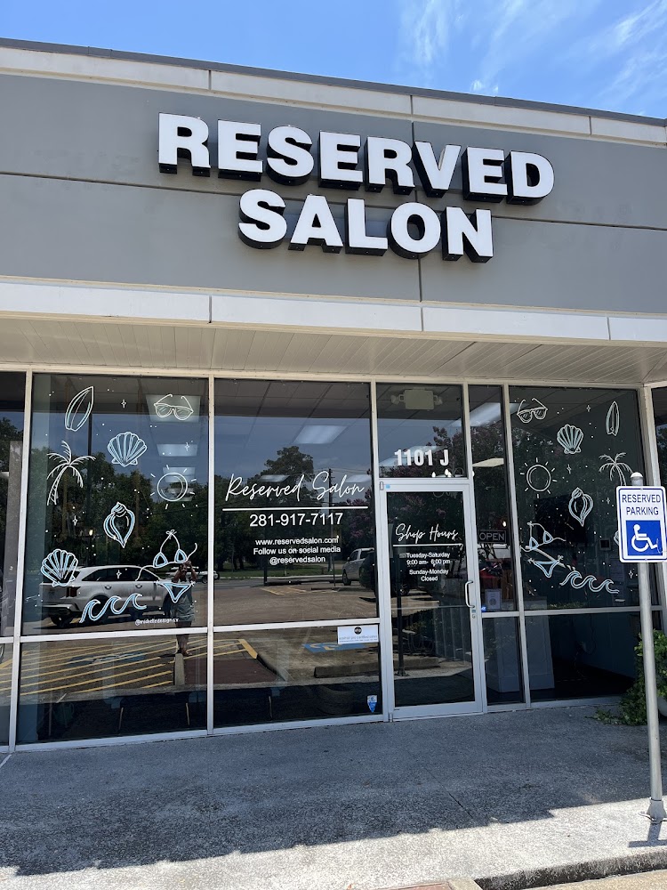 Reserved Salon view 3