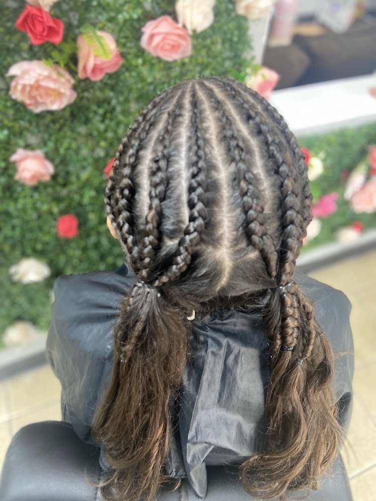 Rosales Hair Salon view 4
