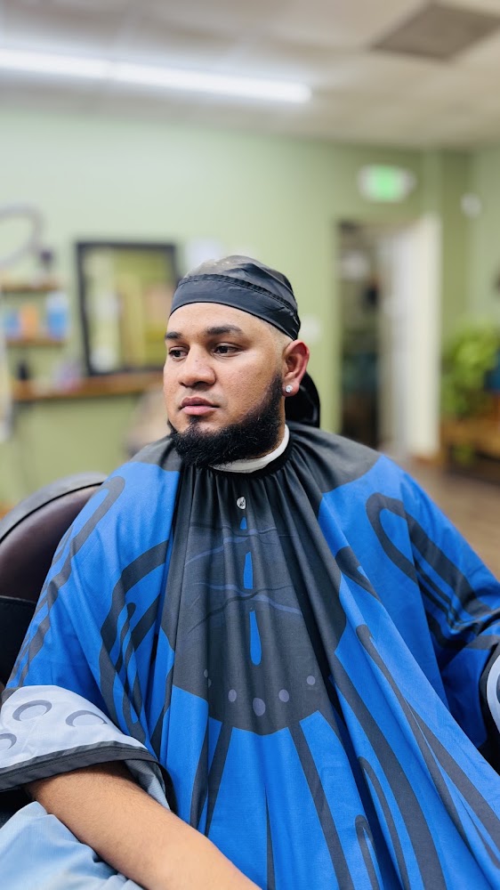 Rose Unisex Salon and Barbershop view 5