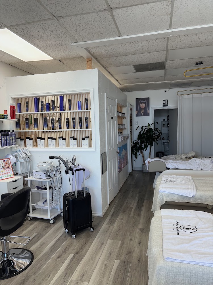 SAKURA SALON view 3