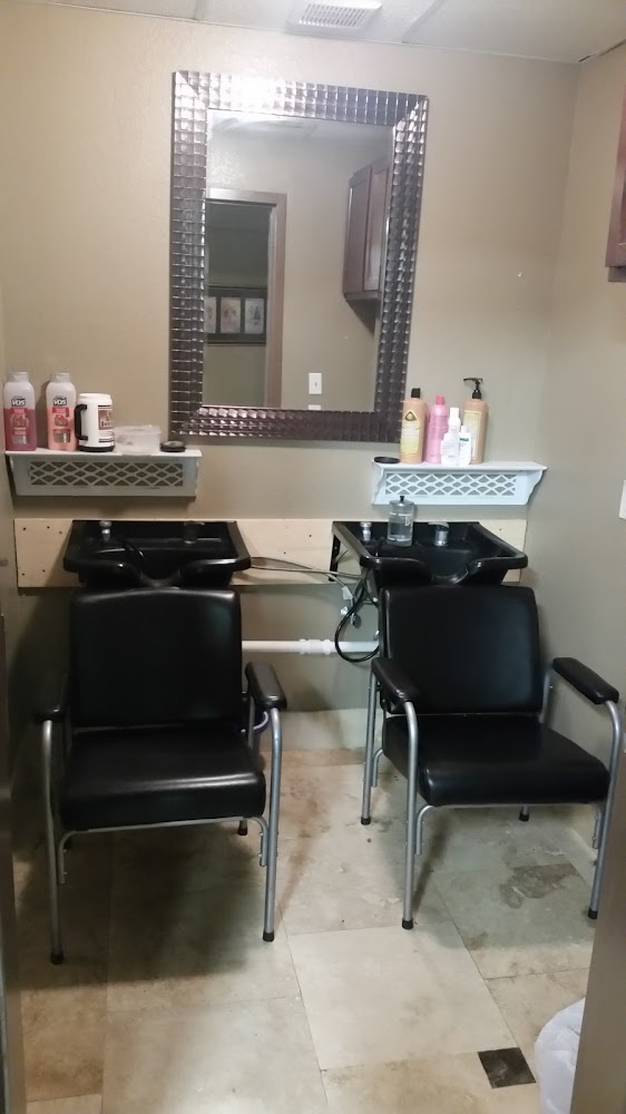 Salima African Hair Braiding & Beauty Cuts view 5