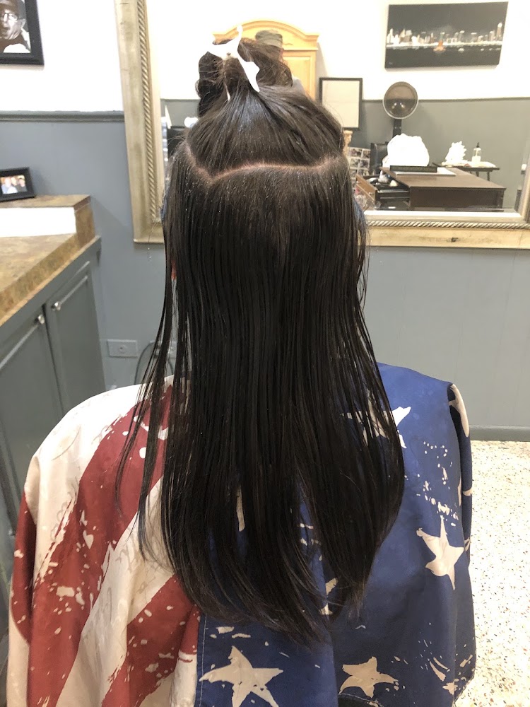Salon 2710 view 4