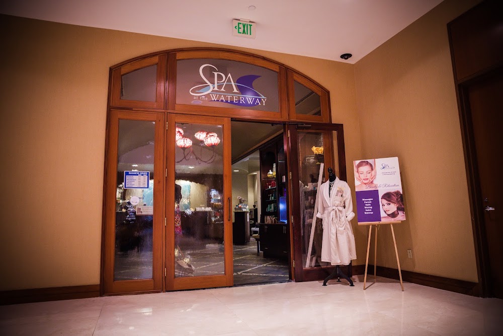 Salon David Chandler , Christian Louboutin Hermes, Cle de peau beauty , National stylist. view 3