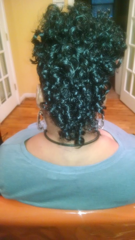 Salon On Vine view 2