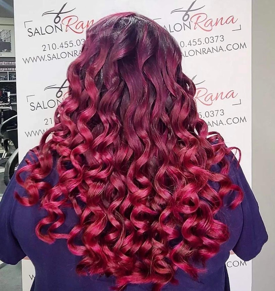 Salon Rana view 3