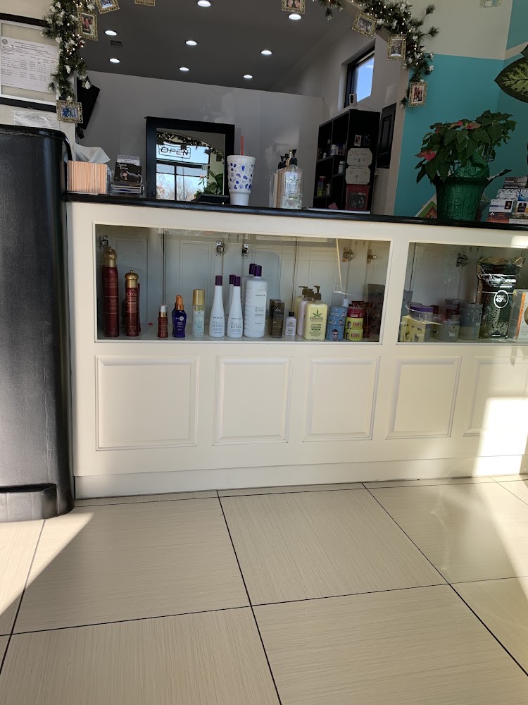 Salon Versa view 2