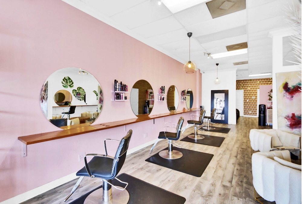 Salon Vibe primary photo