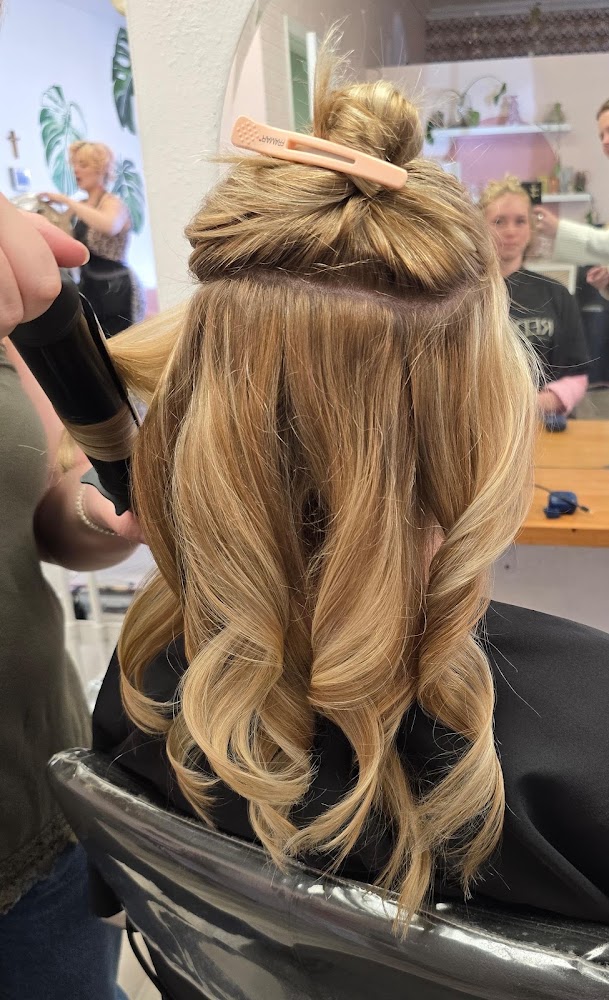 Salon Vibe view 5