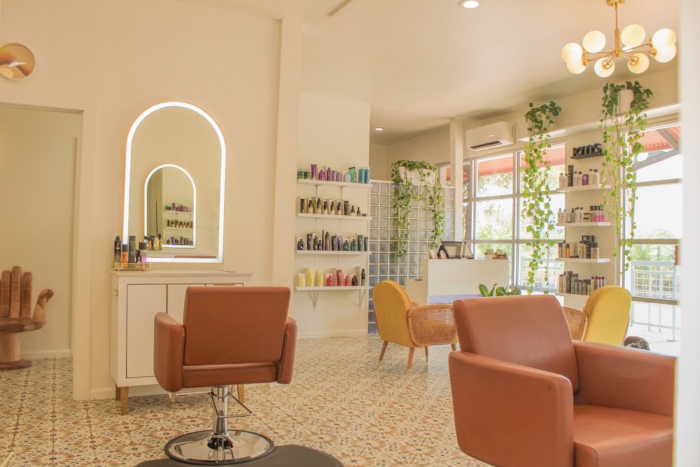 Shag Salon primary photo