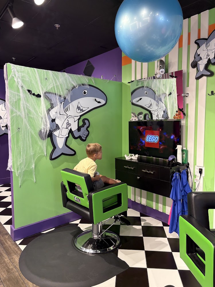 Sharkey's Cuts for Kids - Conroe, TX view 3