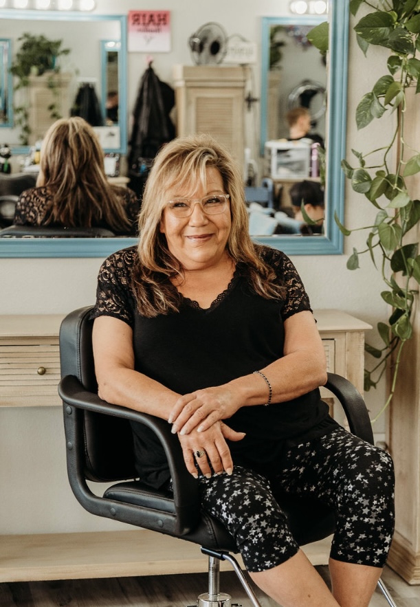 Shear Magnolia Salon- Tyler view 4
