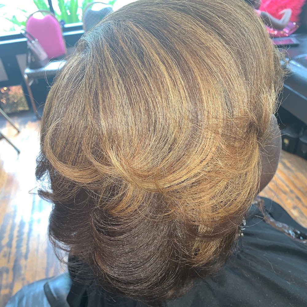 Spoiled Hair Lounge view 2