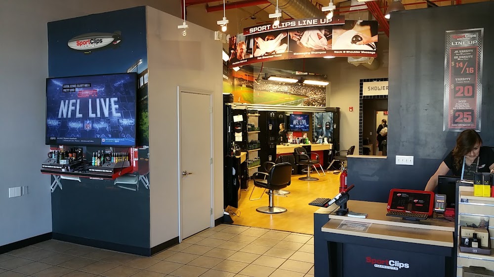 Sport Clips Haircuts of Beaumont view 4