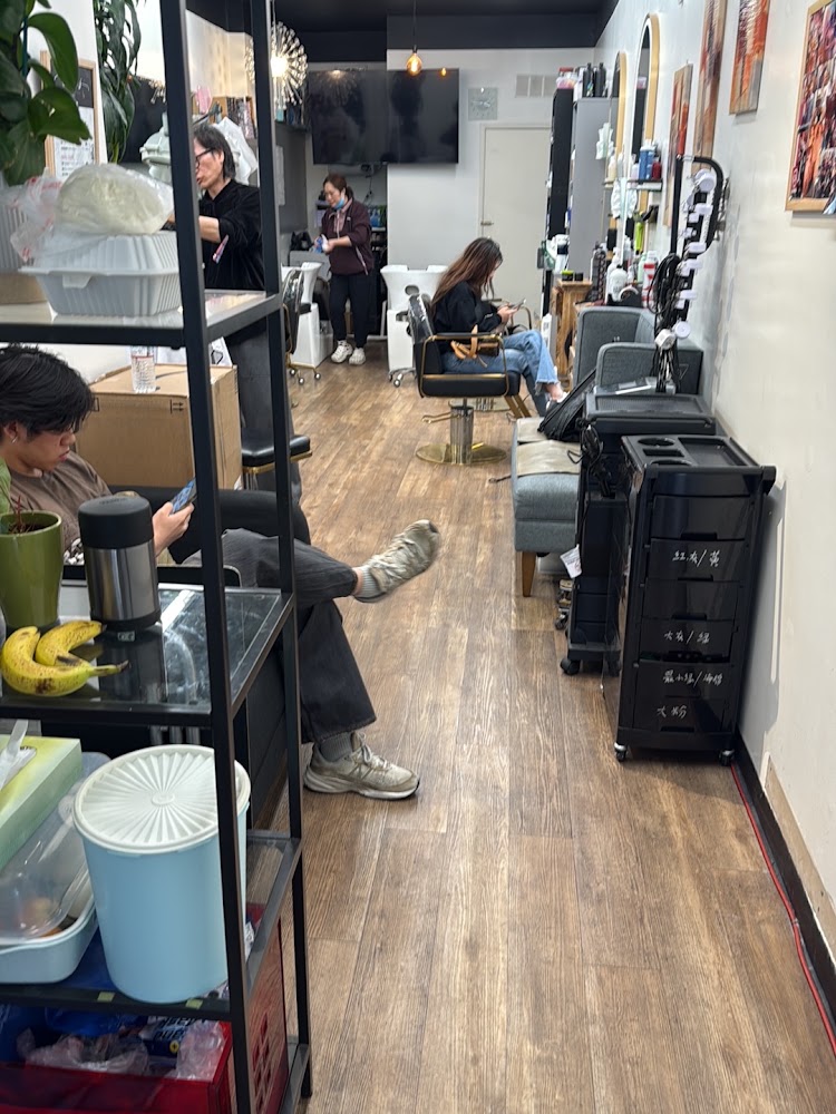 Stars Hair Salon view 3