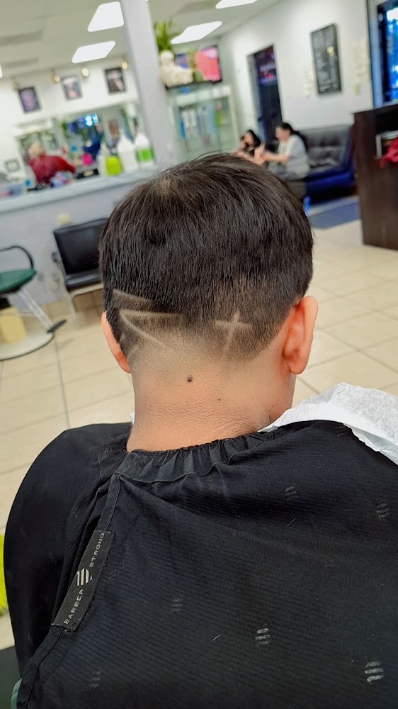 Steel Magnolias Unisex Salon view 2
