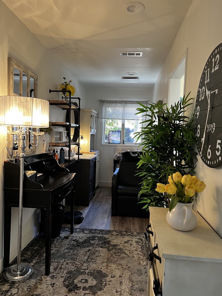 Strada Salon & Day Spa view 4