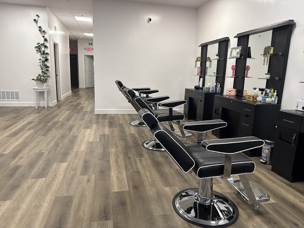 Stylish Beauty Bar Frisco view 3