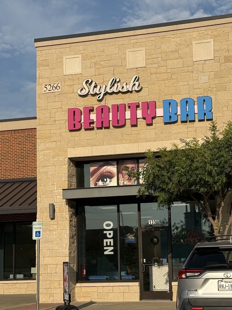 Stylish Beauty Bar Frisco view 4