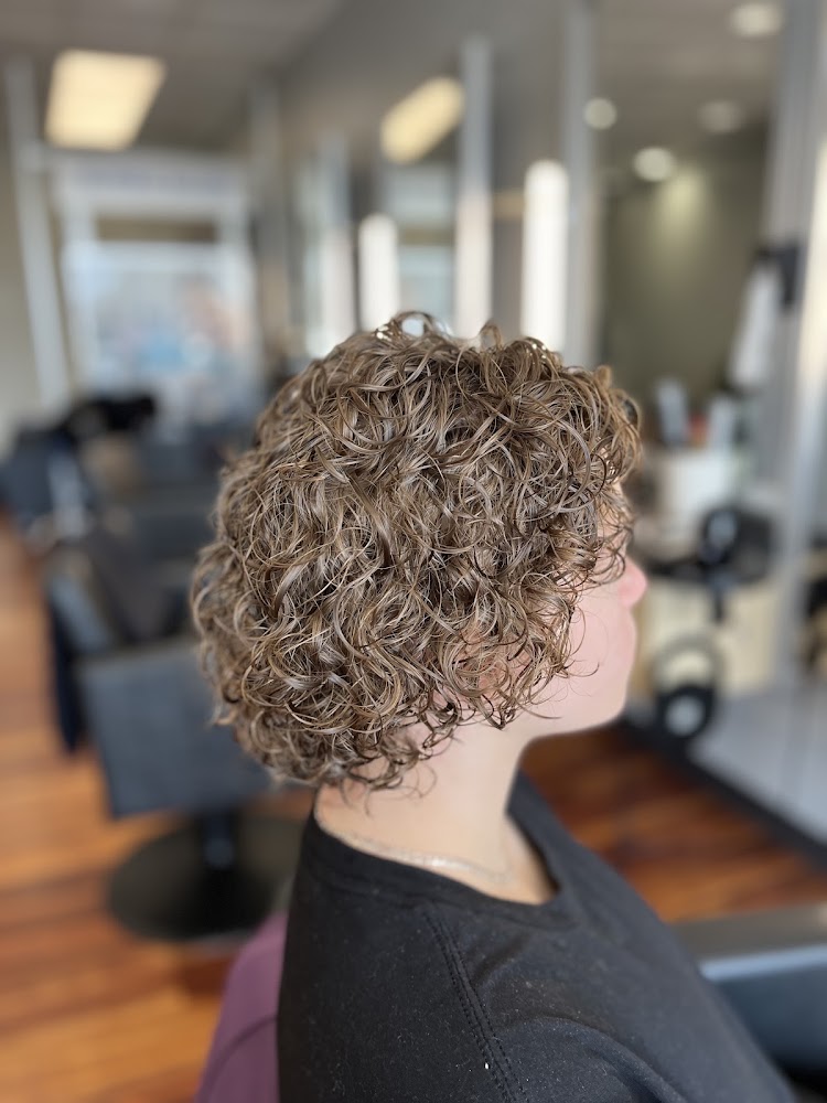 SUPER C SALON view 5