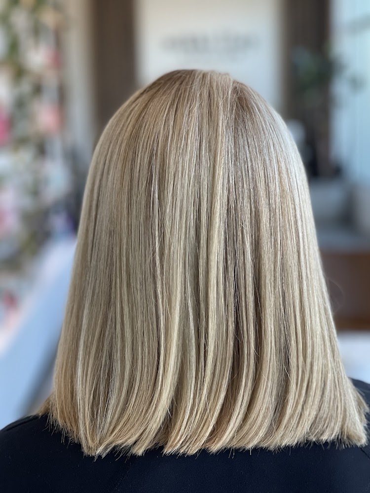 Thai Le (Brazilian Blowout Specialist) primary photo