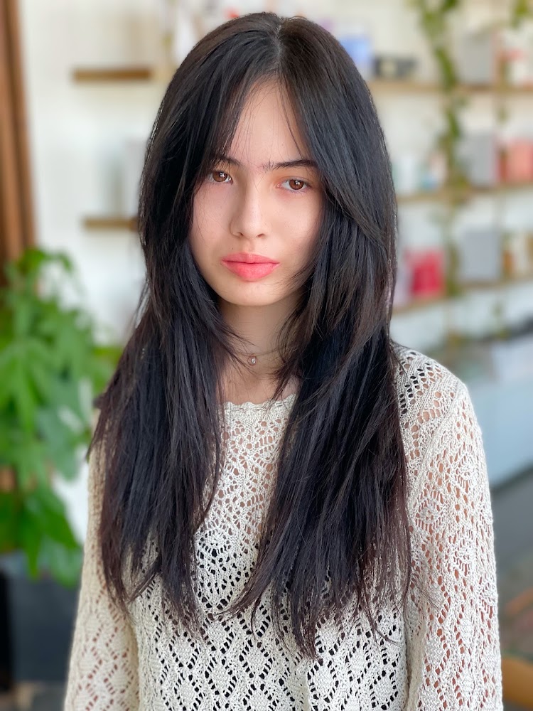 Thai Le (Brazilian Blowout Specialist) view 3