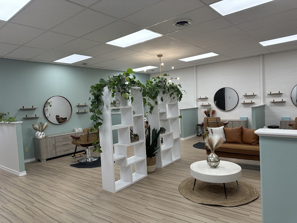 The 806 HALO Beauty Salon view 5