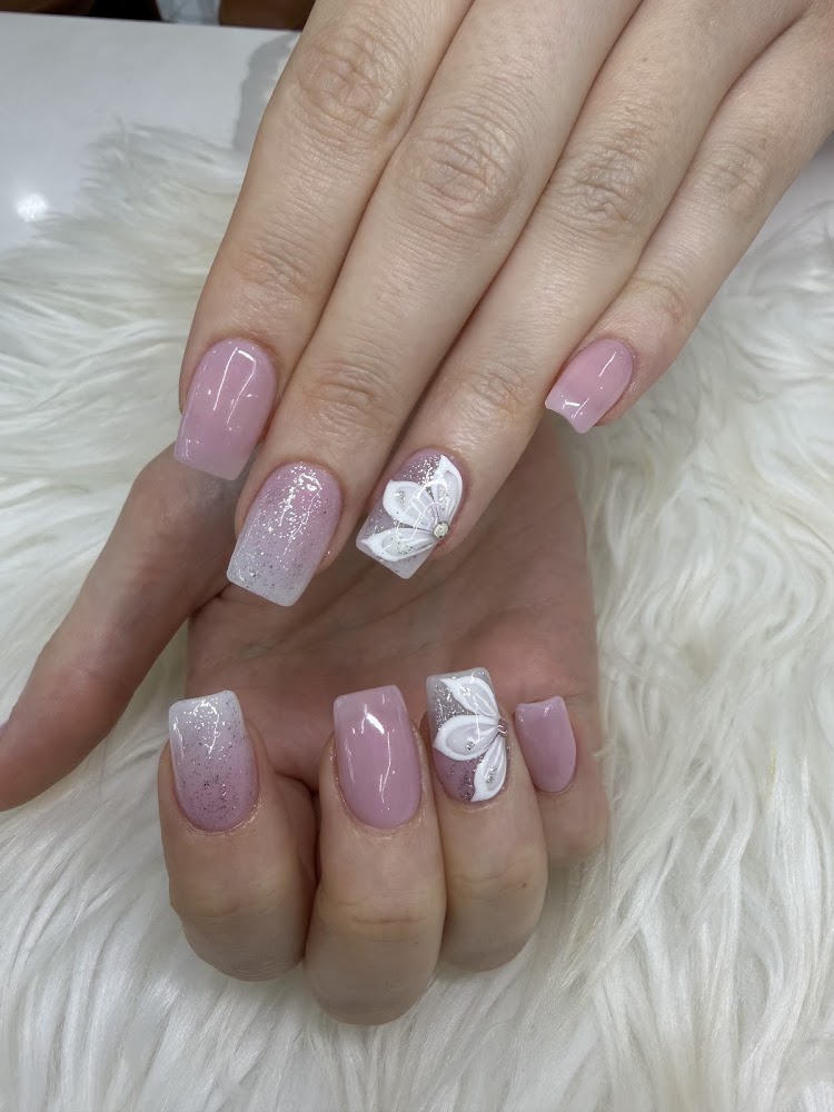 THE NAILS & SPA - Baytown view 5
