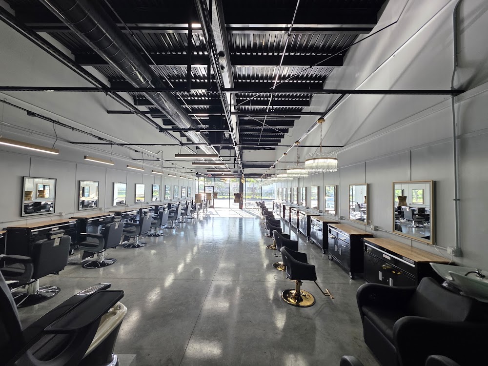 Thomas R Salons view 4