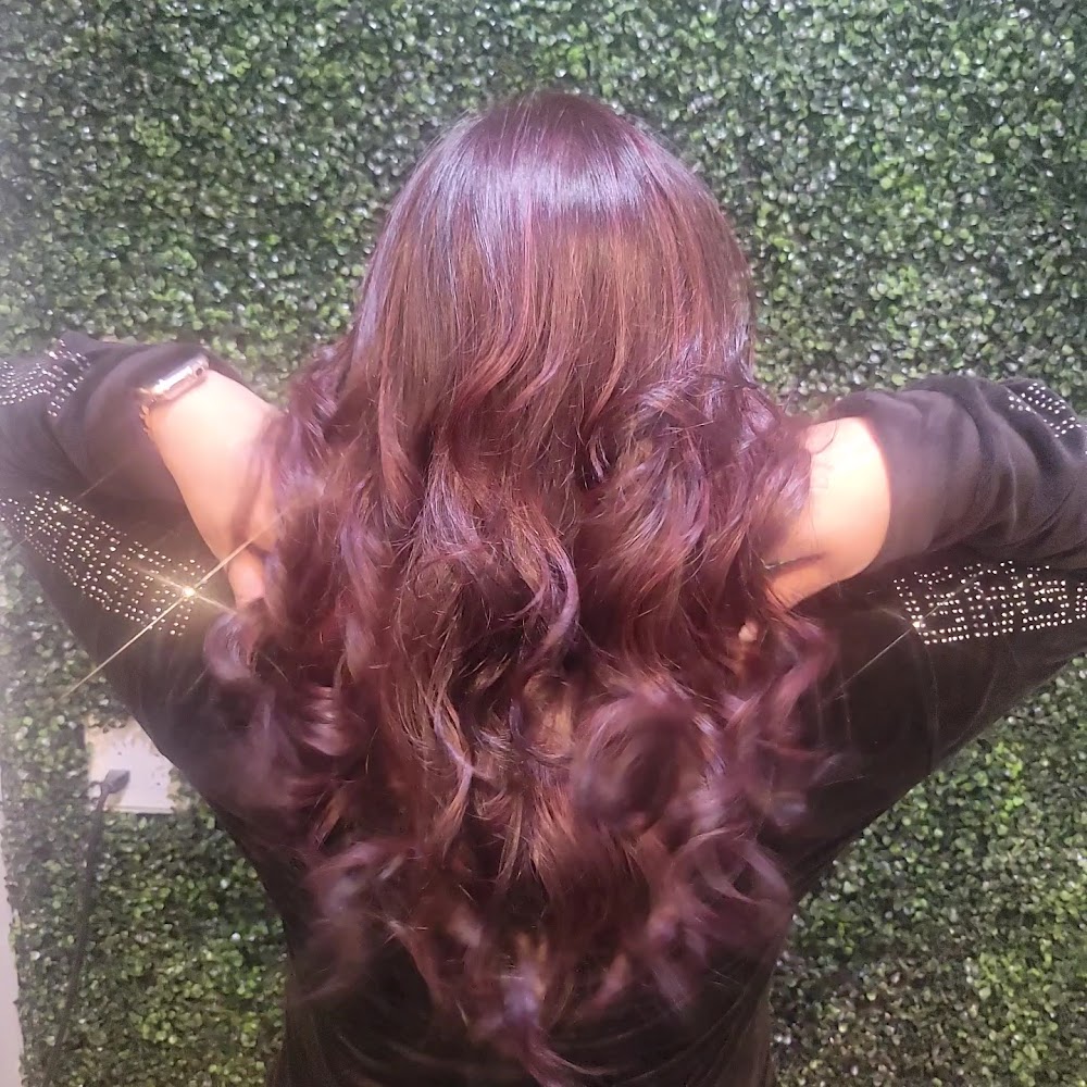 VALEDORA LLC DBA Dori’s Beauty Salon view 3