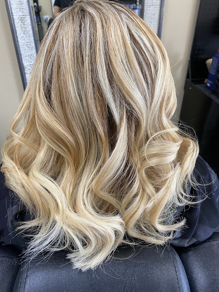 Veronica's Beauty Salon view 4