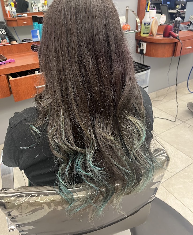Village Cuts Hair Salon view 3