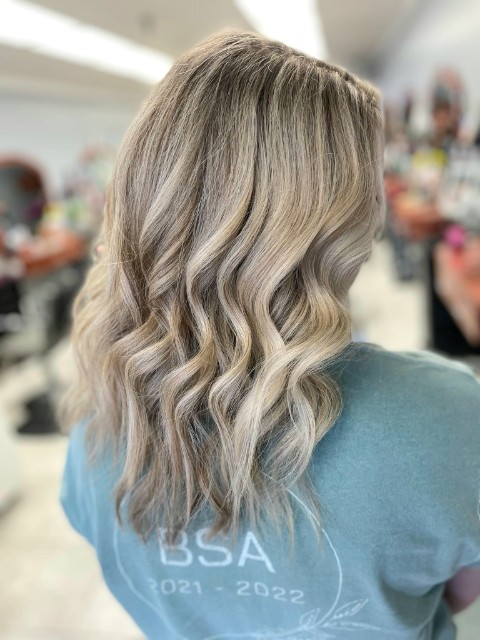Village Cuts Hair Salon view 4