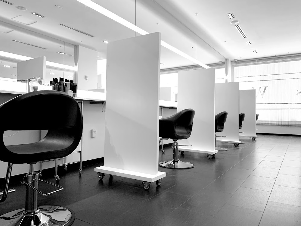 W's Salon view 5