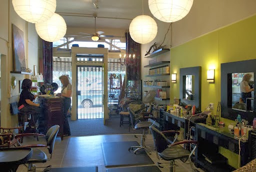 Weeds Salon primary photo