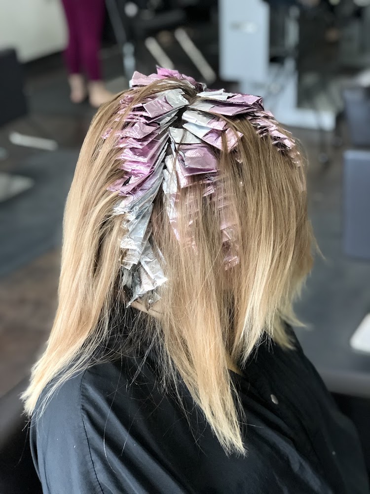 Willie & Coote Salon view 4