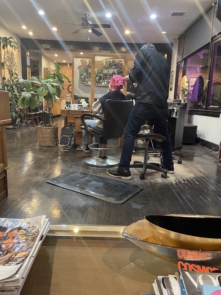 Works of Art Hair Salon ✂ view 3