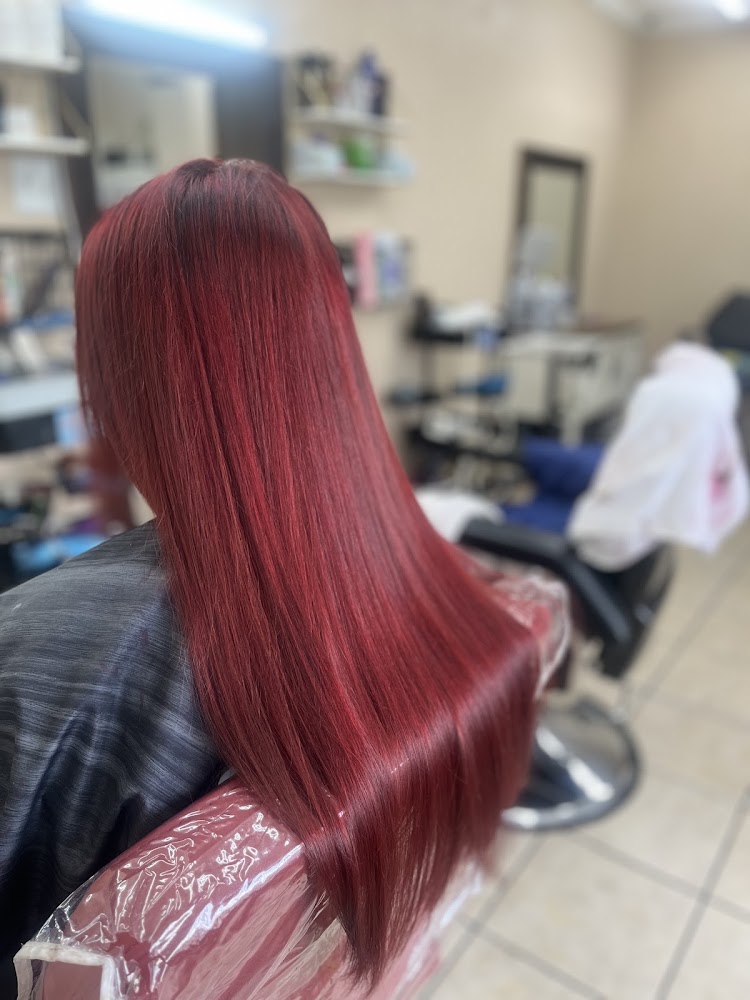 Yadira's Barber And Beauty Salon view 5