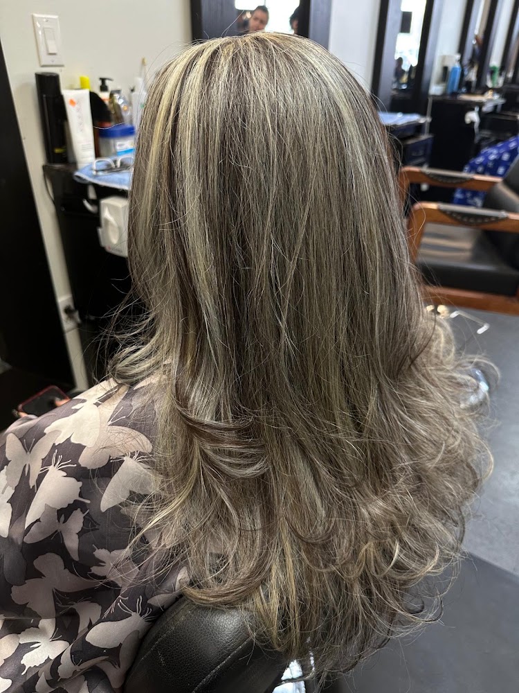 Yazmin's Hair Salon & Barbershop view 4