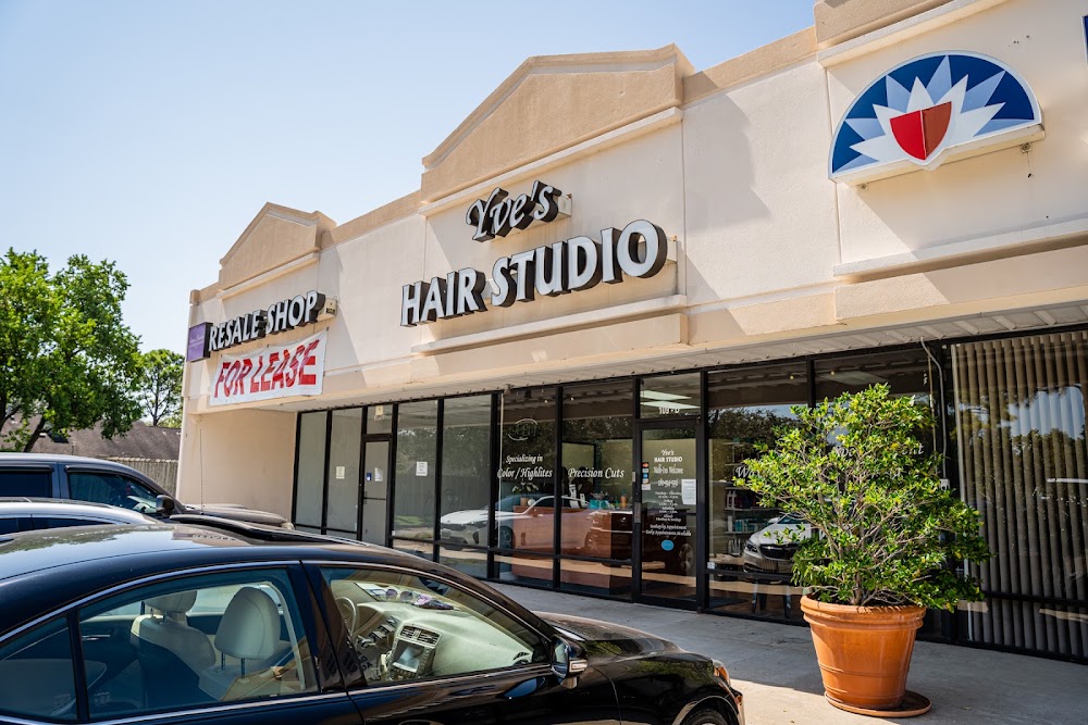 Yves Hair Studio view 3
