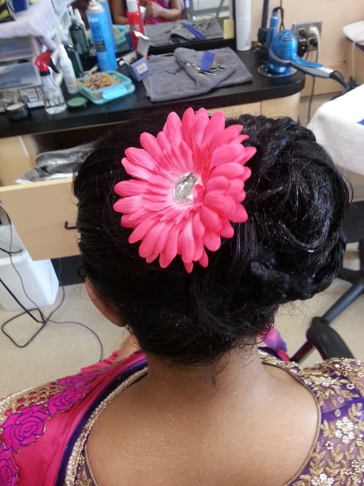 Ziba's Beauty Salon primary photo