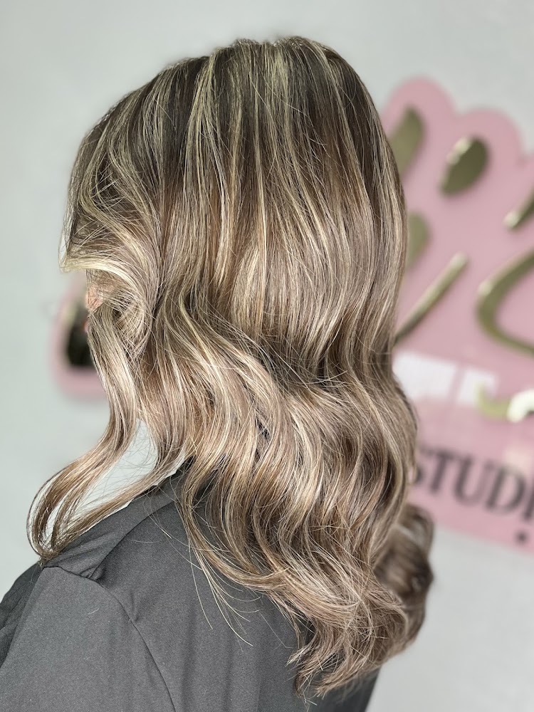 Zuli's Beauty Studio view 2