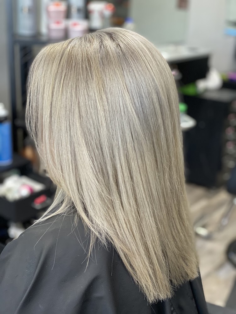 Zuli's Beauty Studio view 3