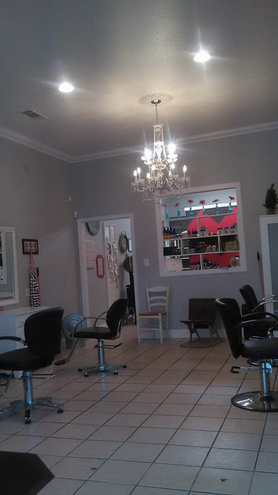 Nevaeh Studios Cosmetology & Barber Inst photo 2
